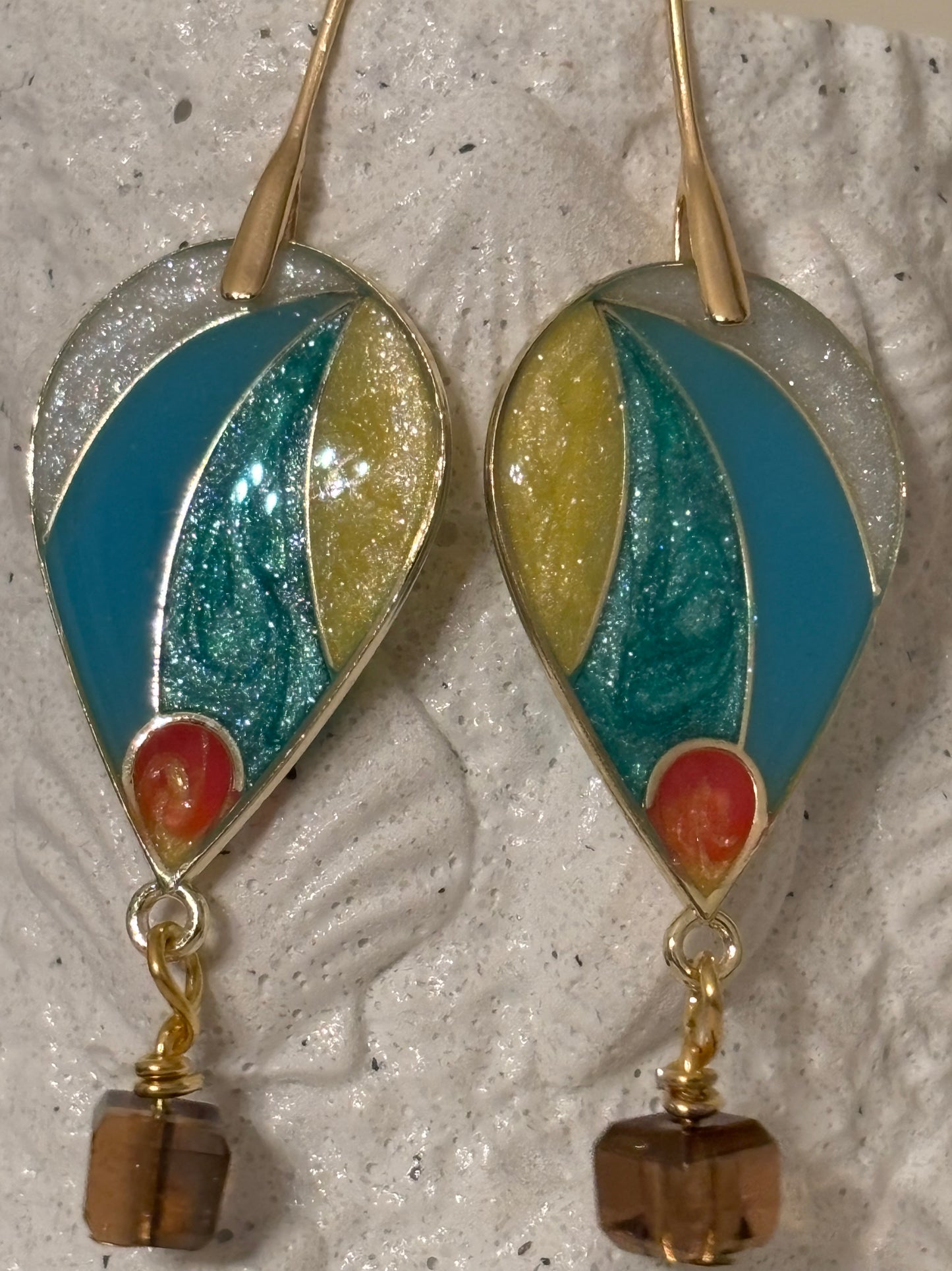 Turquoise & Gold Resin Dangle Earrings – Colorful Retro Statement Earrings