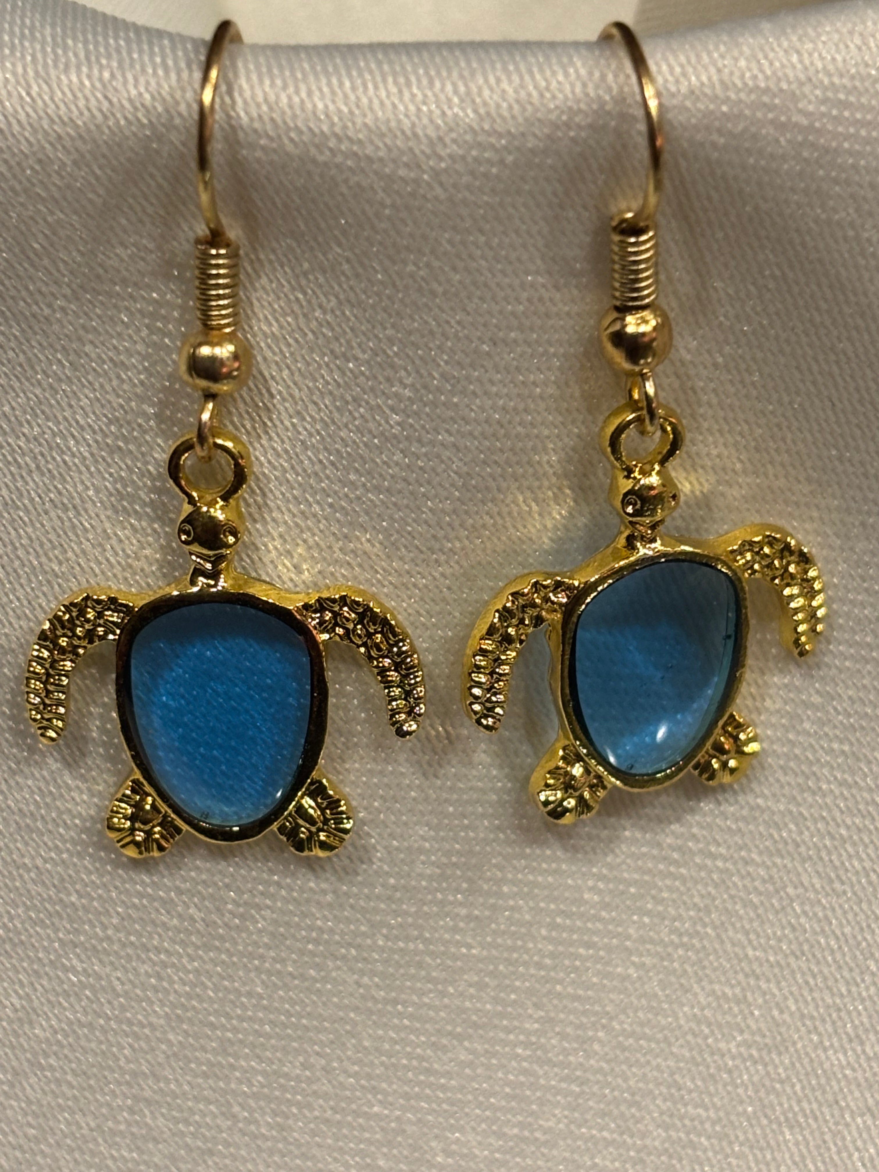 Sea Turtle Dangle Earrings – Resin-Filled Gold Ocean Jewelry (Multiple Colors)