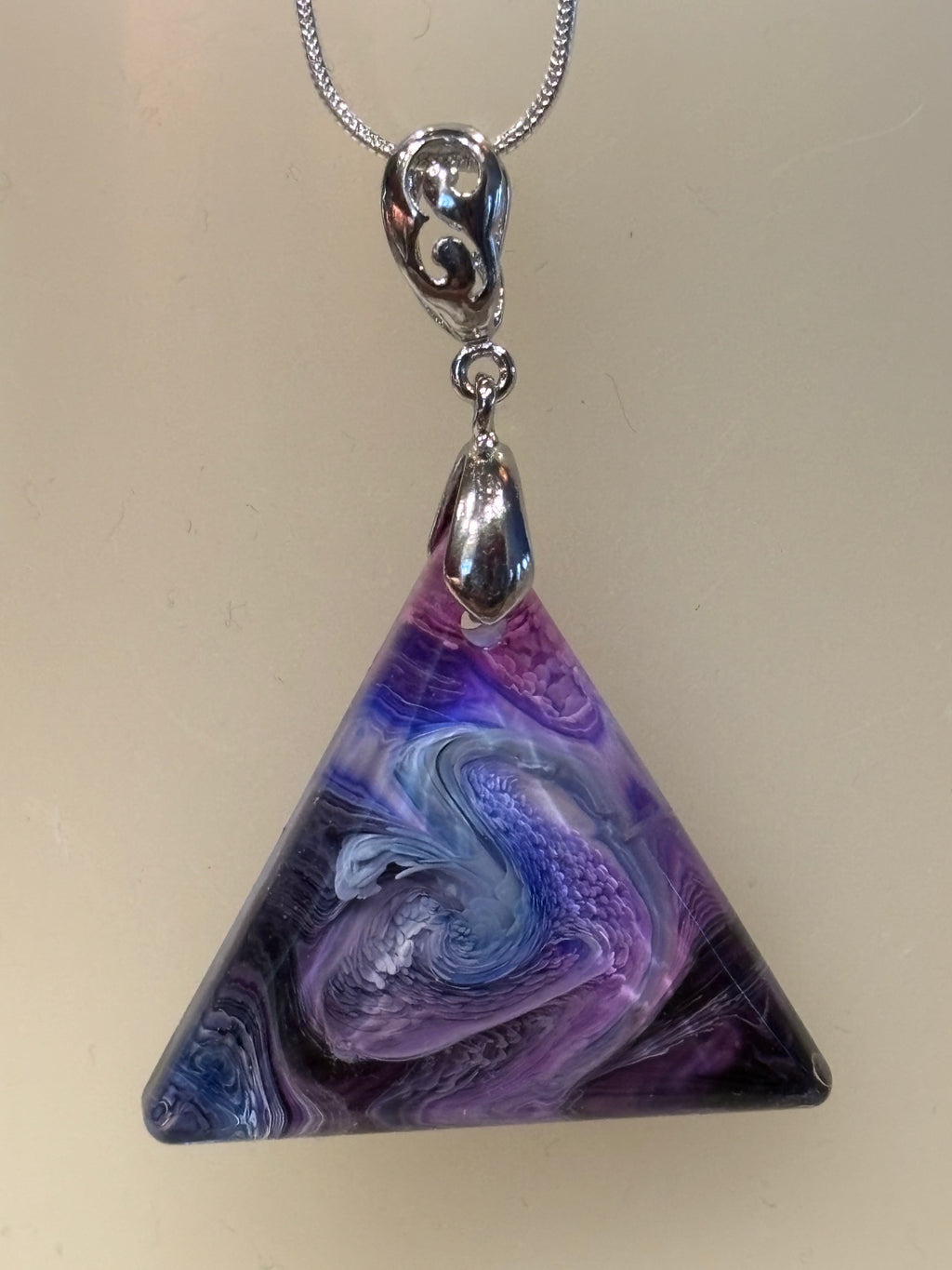 Triangular Petri-Effect Resin Pendant – Abstract Swirl Galaxy Art Necklace