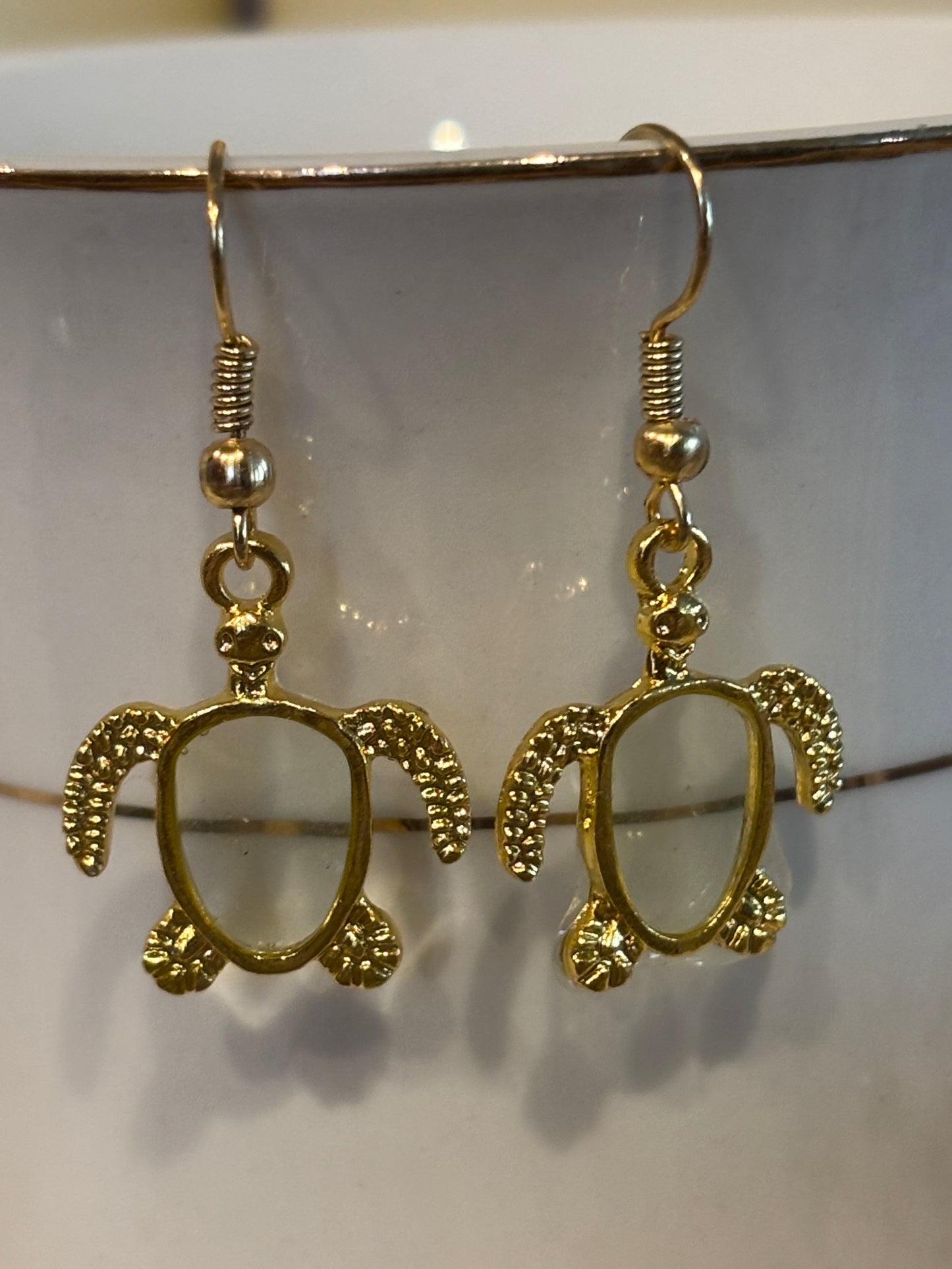 Sea Turtle Dangle Earrings – Resin-Filled Gold Ocean Jewelry (Multiple Colors)