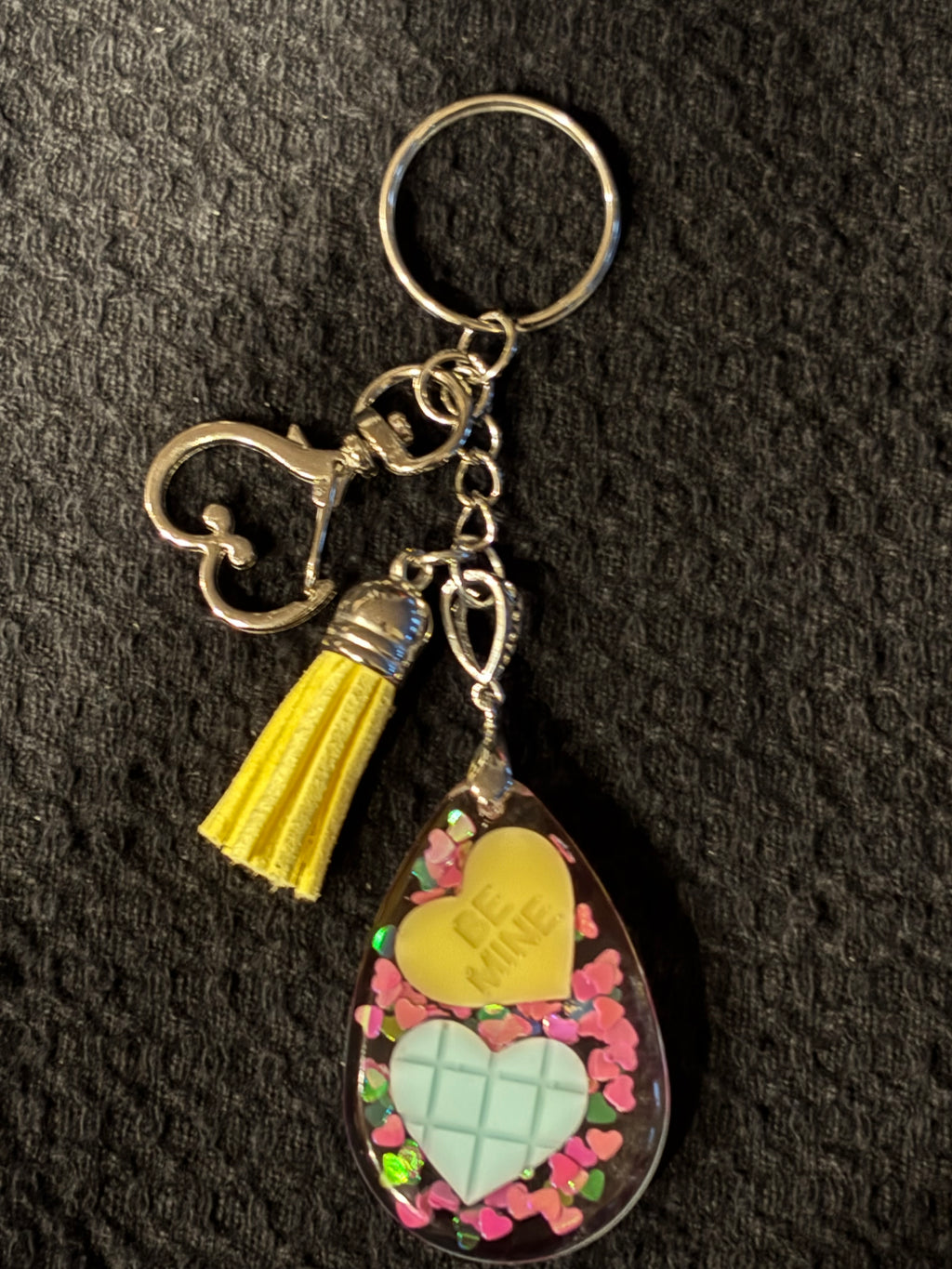Resin Valentine Conversation Heart Key Ring/Bag Charm Medium Teardrop (2)