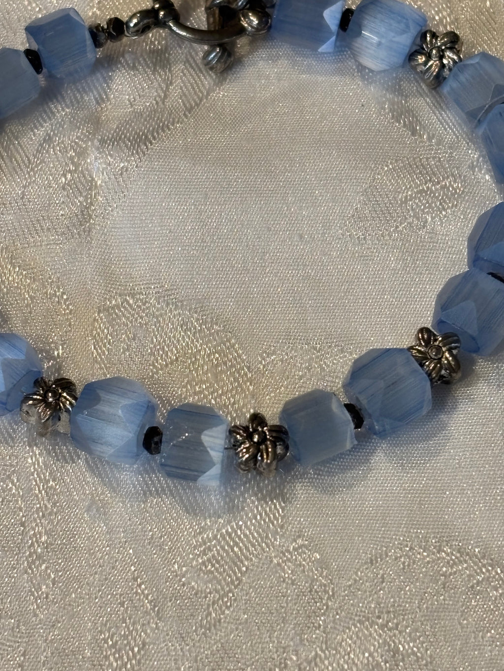 Upcycled Vintage Glass Bracelet, 7 Inch Blue Faceted Bead Bracelet with Metal Flower Spacers, Toggle Clasp