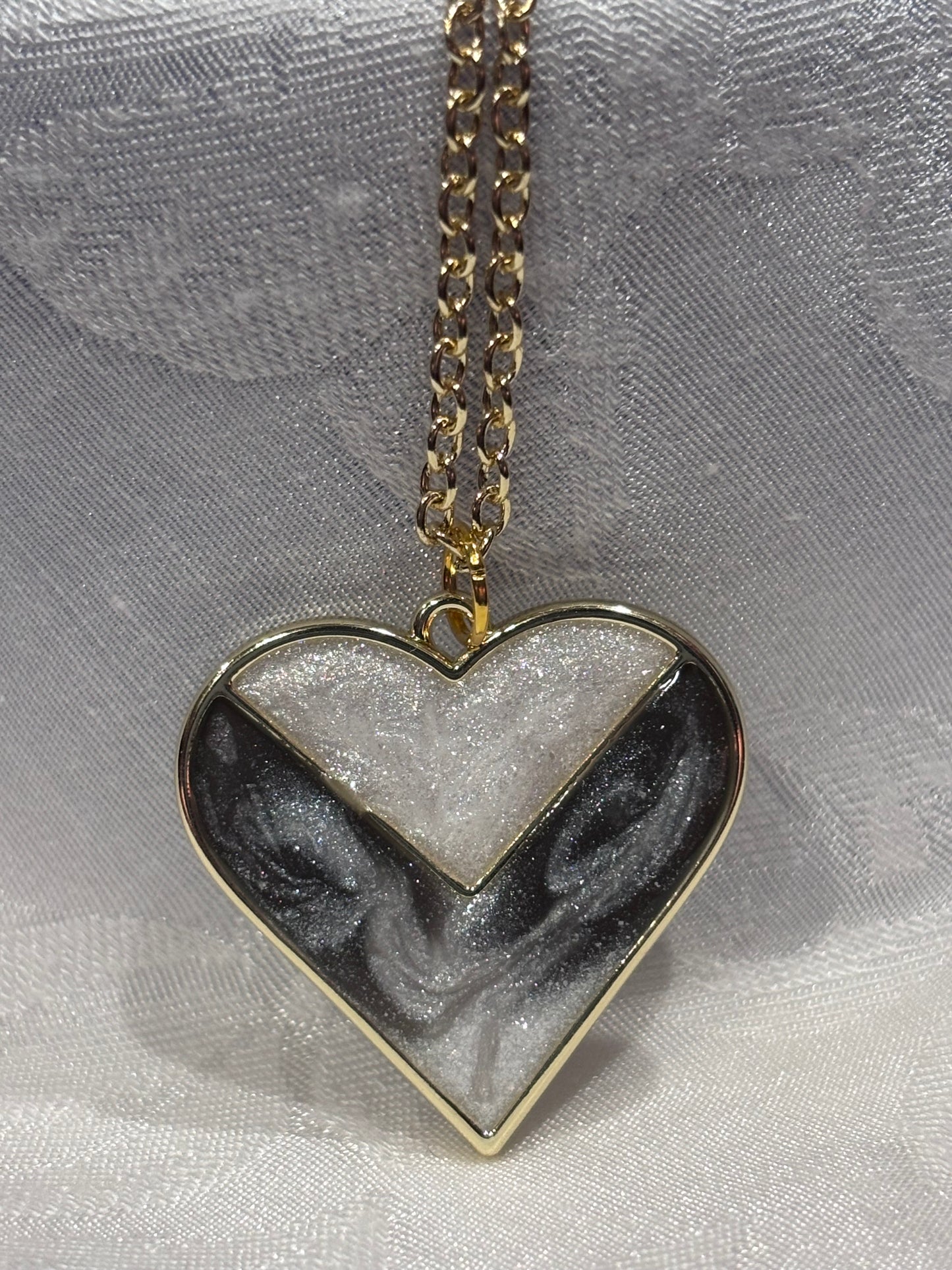 Black and White Heart Pendant Necklace, Neutral Resin Heart Jewelry, Minimalist Statement Necklace, Gold Chain Heart Pendant, Gift for Her