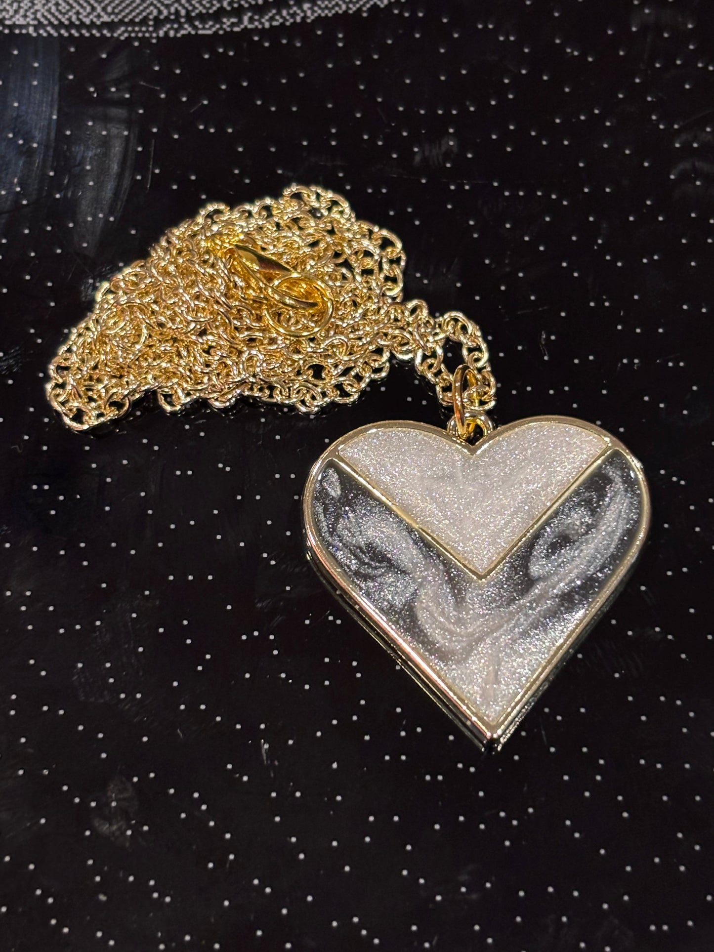 Black and White Heart Pendant Necklace, Neutral Resin Heart Jewelry, Minimalist Statement Necklace, Gold Chain Heart Pendant, Gift for Her