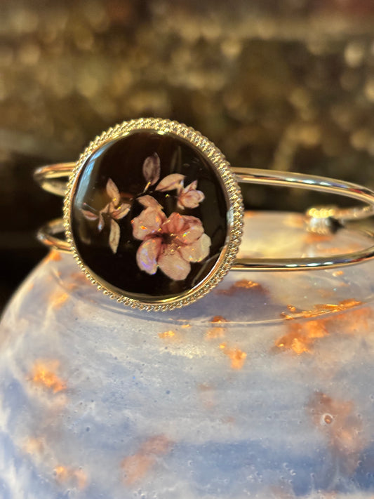 Dark Floral Resin Cuff Bracelet, Black Botanical Bangle, Cottagecore Jewelry, Vintage Flower Bracelet, Romantic Statement Cuff