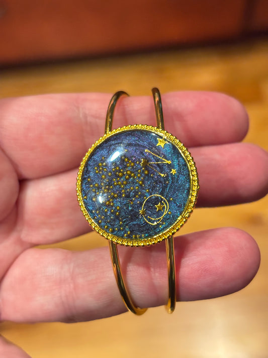 Celestial Resin Cuff Bracelet, Galaxy Star Jewelry, Night Sky Bangle, Gold Cosmic Bracelet, Constellation Jewelry, Gift for Her