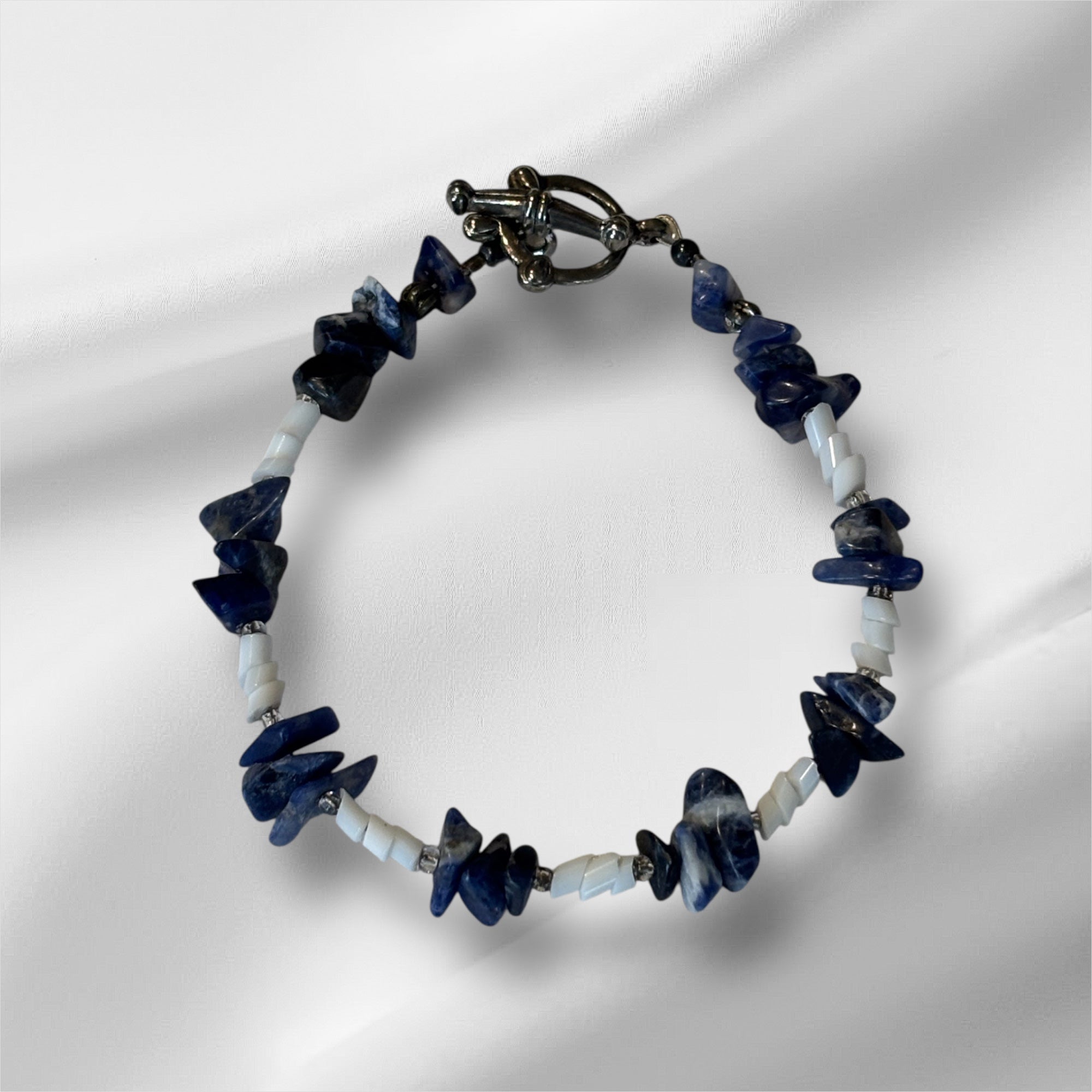 Lapis Lazuli Chip Bracelet with Shell Spacer Beads, 7 Inch Blue Stone Bracelet, Handmade Boho Coastal Jewelry