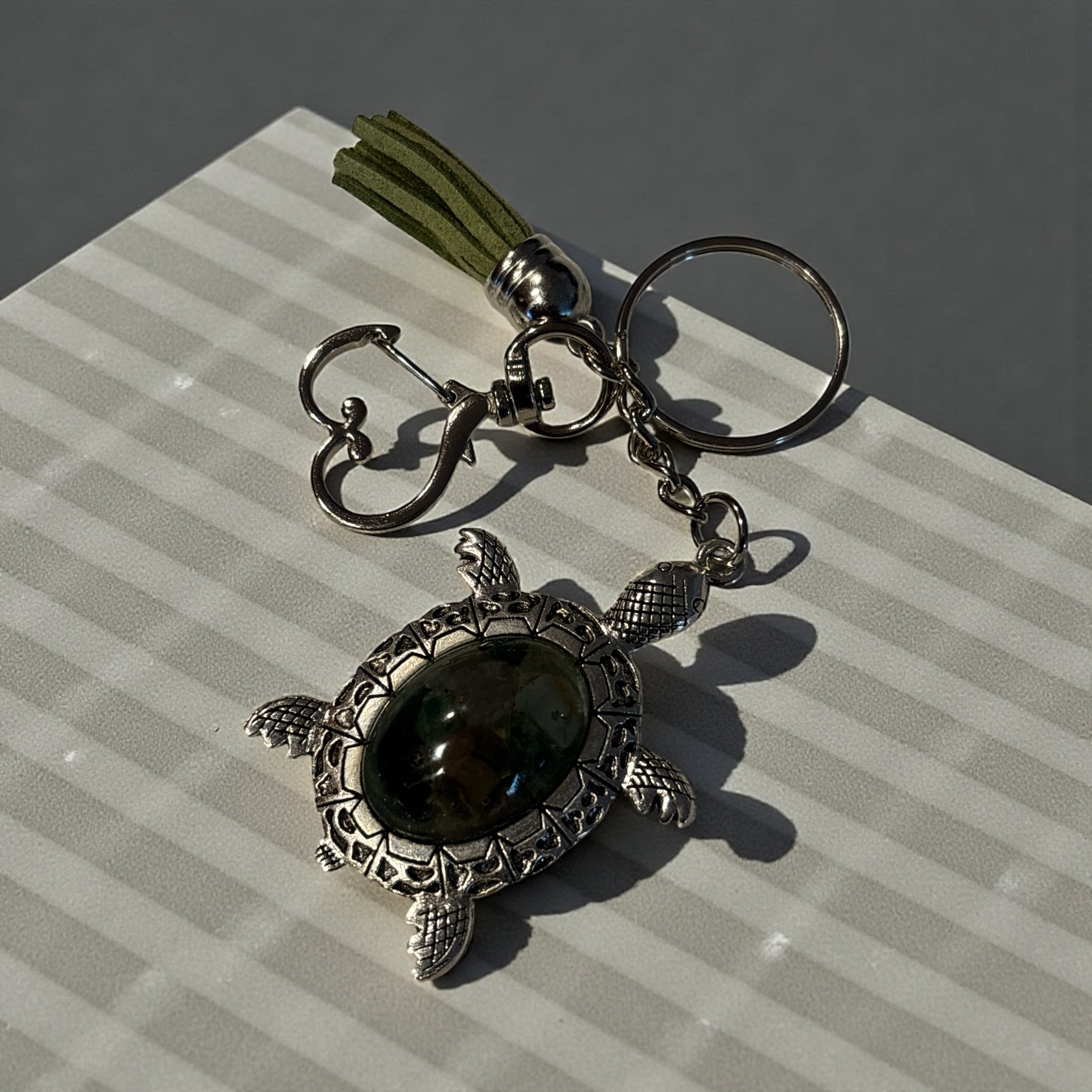 Turtle Resin Keychain with Jasper Chips, Gemstone Turtle Keyring, Handmade Gift for Turtle Lovers