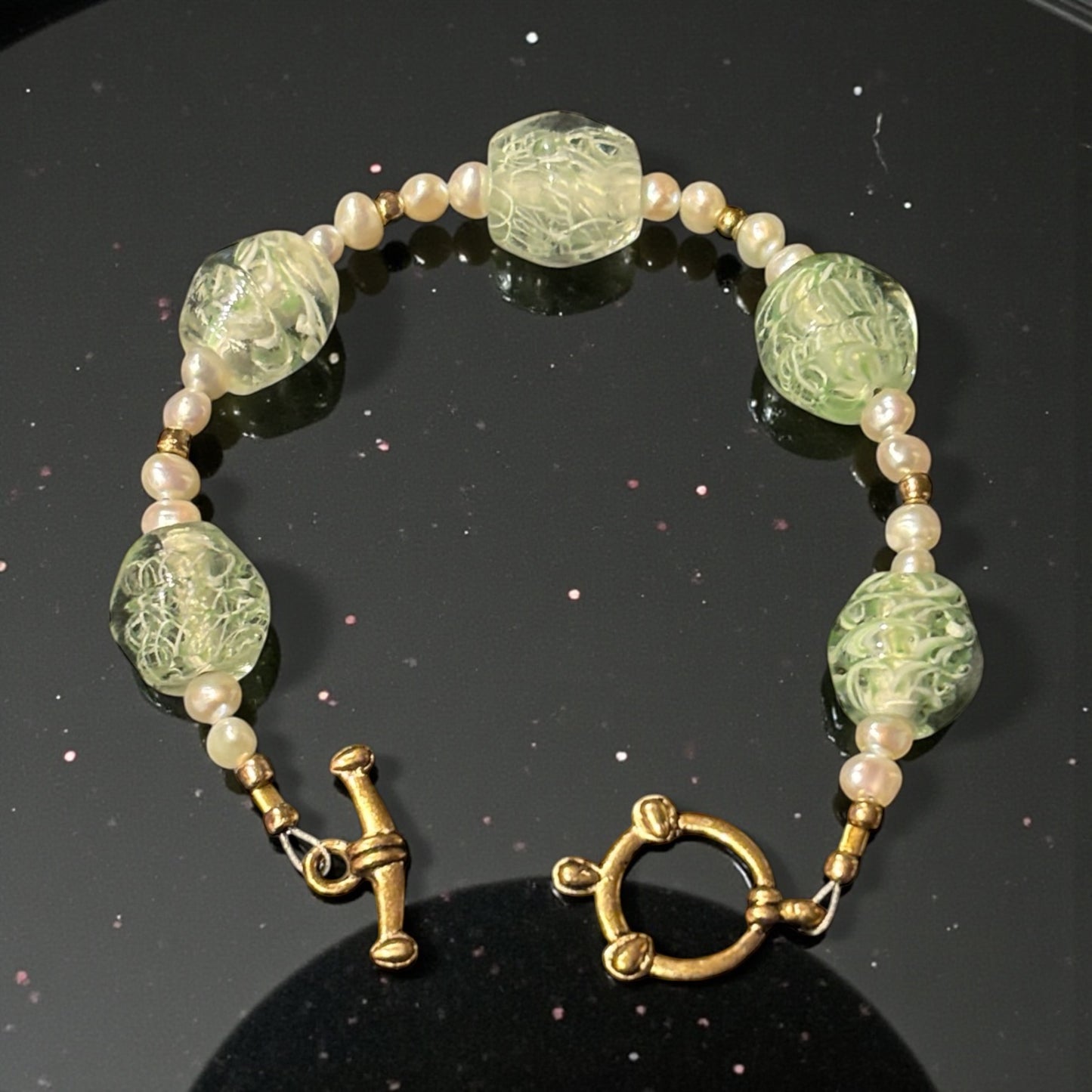 Green Art Glass & Freshwater Pearl Bracelet, Handmade Glass Bead Bracelet with Gold Toggle, Elegant Boho Jewelry